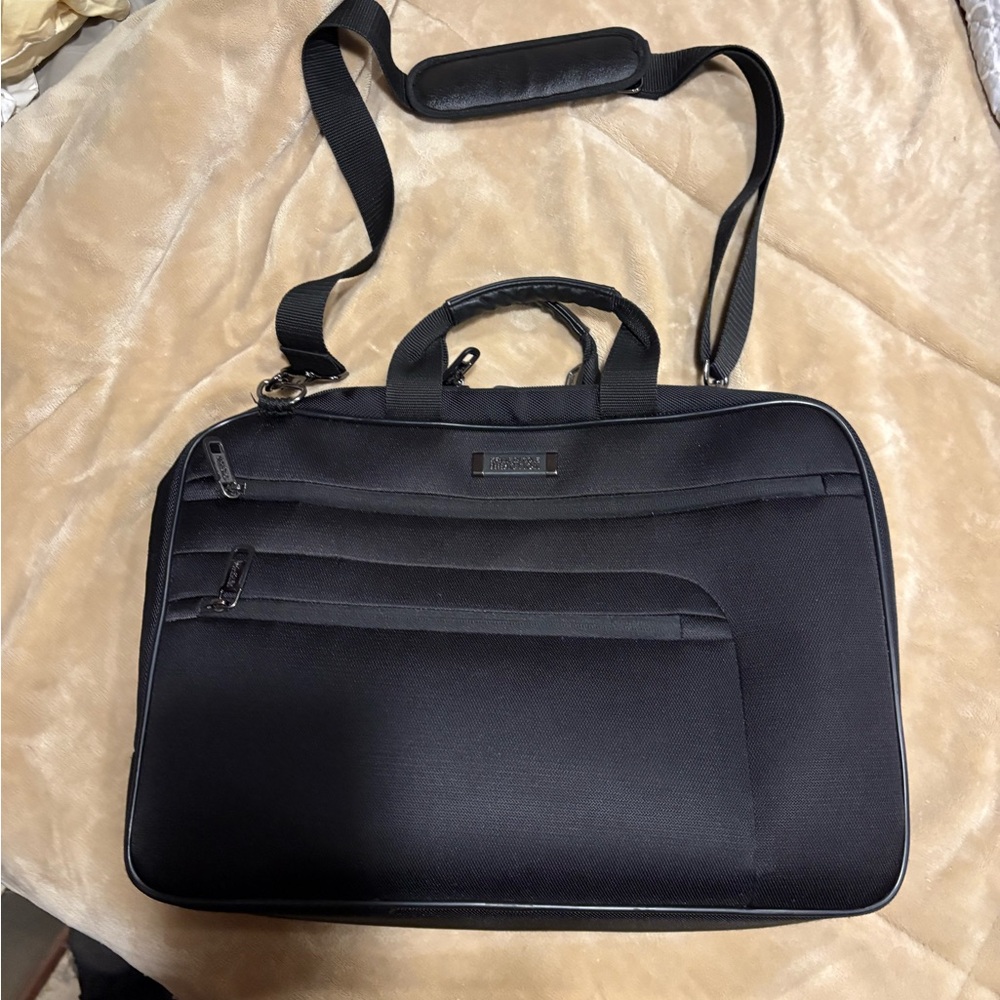 Black Kenneth Cole Reaction Laptop Briefcase Shoulder Bag